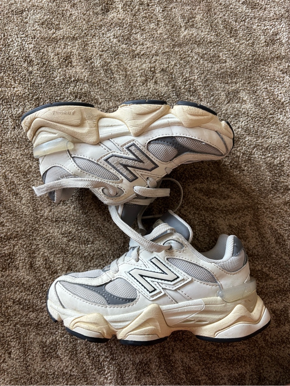 Kids White and Gray 9060 new balance!! - Picture 5 of 10